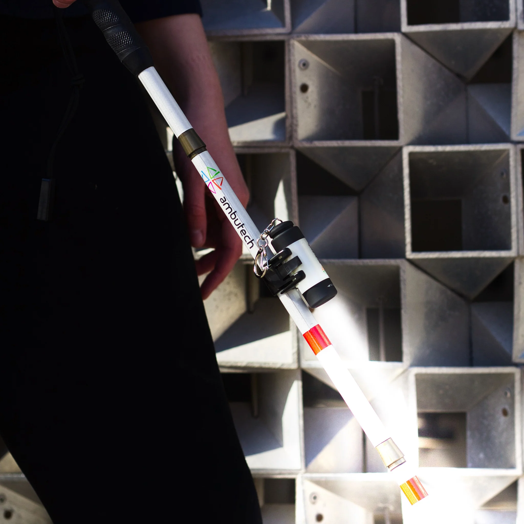 Ambutech Pharos cane light - Image 4